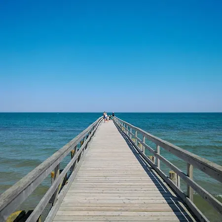 Апартаменты Meerfarbig - Haustierfrei -terrasse Mit Strandkorb Oder Balkon - Glasfaser - Parkplatz - Fahrradschuppen - Waschtrockner - E-ladesaeule- Ruhig Und Zentral - Nichtraucher