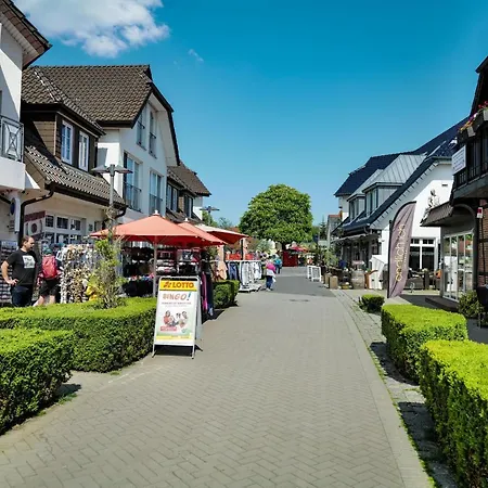 Apartment Ferienwohnungen Meerfarbig Zingst - Haustierfrei -Terrasse Mit Strandkorb Oder Balkon - E-Ladesaeule - Parkplatz - Wlan - Fahrradschuppen - Waschtrockner - Ruhig Und Zentral - Nichtraucher Zingst