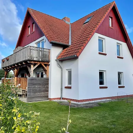 Apartment Ferienwohnungen Meerfarbig Zingst - Haustierfrei -Terrasse Mit Strandkorb Oder Balkon - E-Ladesaeule - Parkplatz - Wlan - Fahrradschuppen - Waschtrockner - Ruhig Und Zentral - Nichtraucher